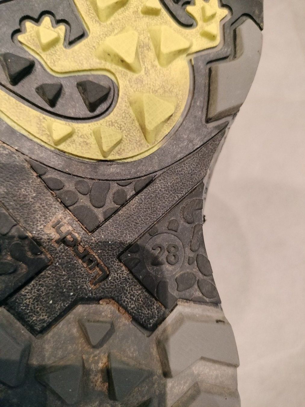 Scarpe per ragazzi: Winter/Übergangsstiefel Grösse EU 28 – Usato da Neftenbach venduto da TheKringel 2