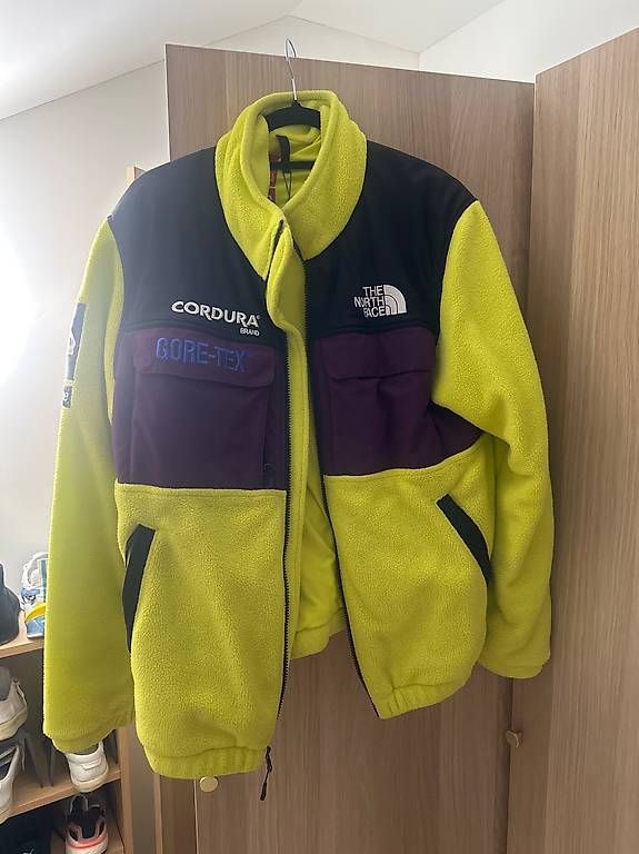 Vestes: Supreme North Face – D'occasion à Luzern par lacoste24