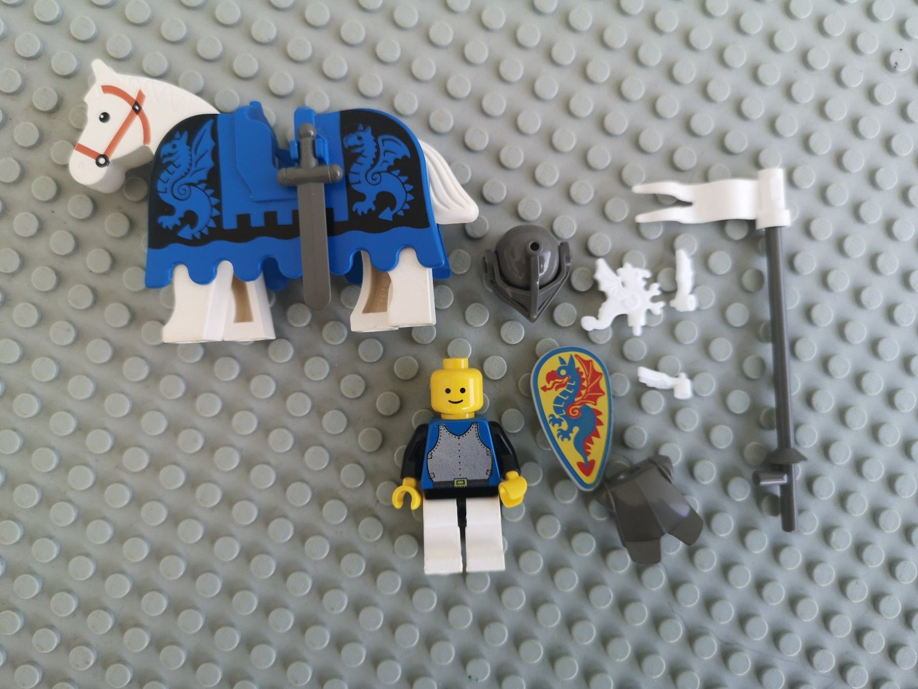 Lego Giocattoli: Ritterfigur LEGO mit Zusatz - Text lesen!!! – Usato da Goldau venduto da MacPad 3