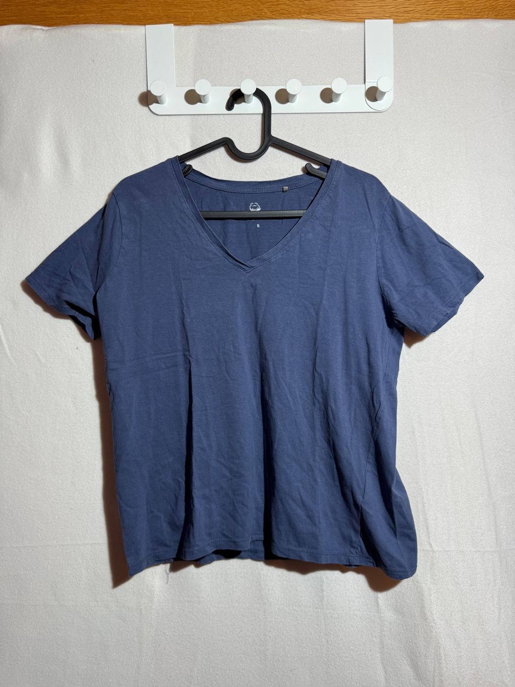T-Shirts: Blaues T-Shirt von Chicoree Gr. S – Gebraucht aus Grosswangen von SALE_SALE_SALE