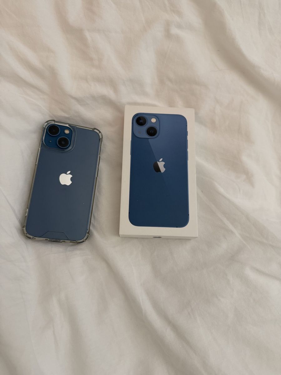 Apple Portables: iPhone 13 mini – D'occasion à Ennetbürgen par elainelillyyy