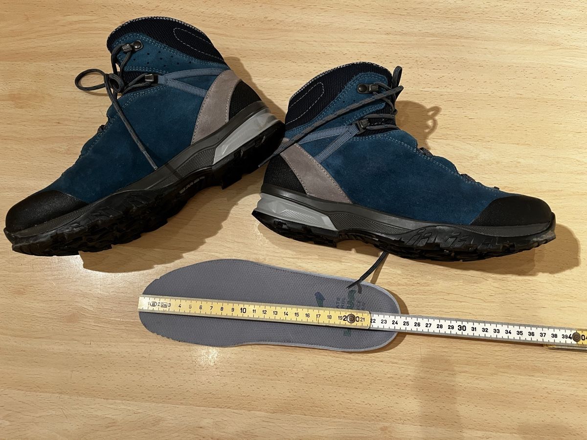 Lowa Scarpe da donna: Lowa Berg / Wanderschuhe Gr. 37.5 – Nuovo (secondo la descrizione) da Spiringen venduto da brandinder 1