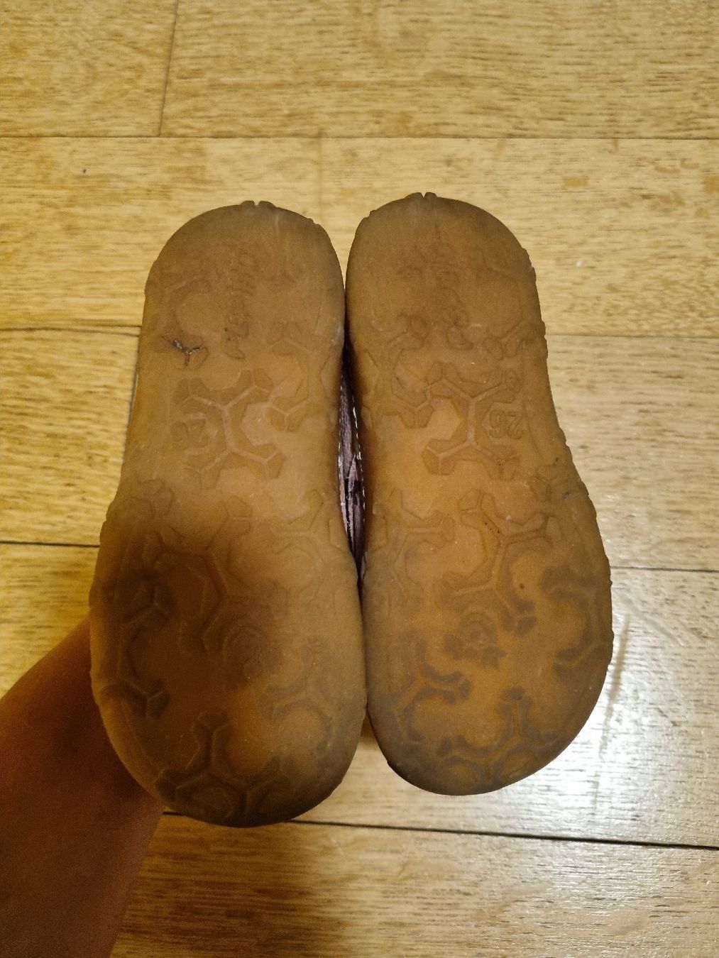 Schuhe für Mädchen: Schöne Schuhe Gr. 26 – Gebraucht aus Chur von urs_x8x8 1
