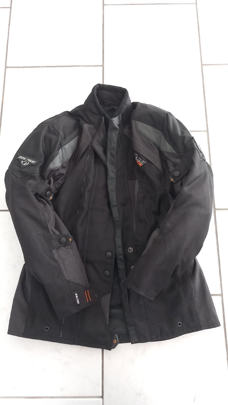 Jacken: Motorradjacke Büse Gr 34 – Gebraucht aus Eggersriet von Taylorjam