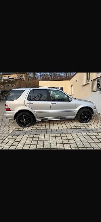 Automobili: Merzedes-Benz ML400 CDI – Usato da Wangen b. Dübendorf venduto da inf_m8sx 4