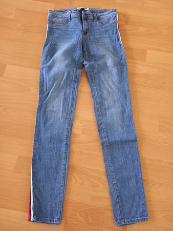 Coole Jeans in ca Grösse 34/36 von Tally Weijl
