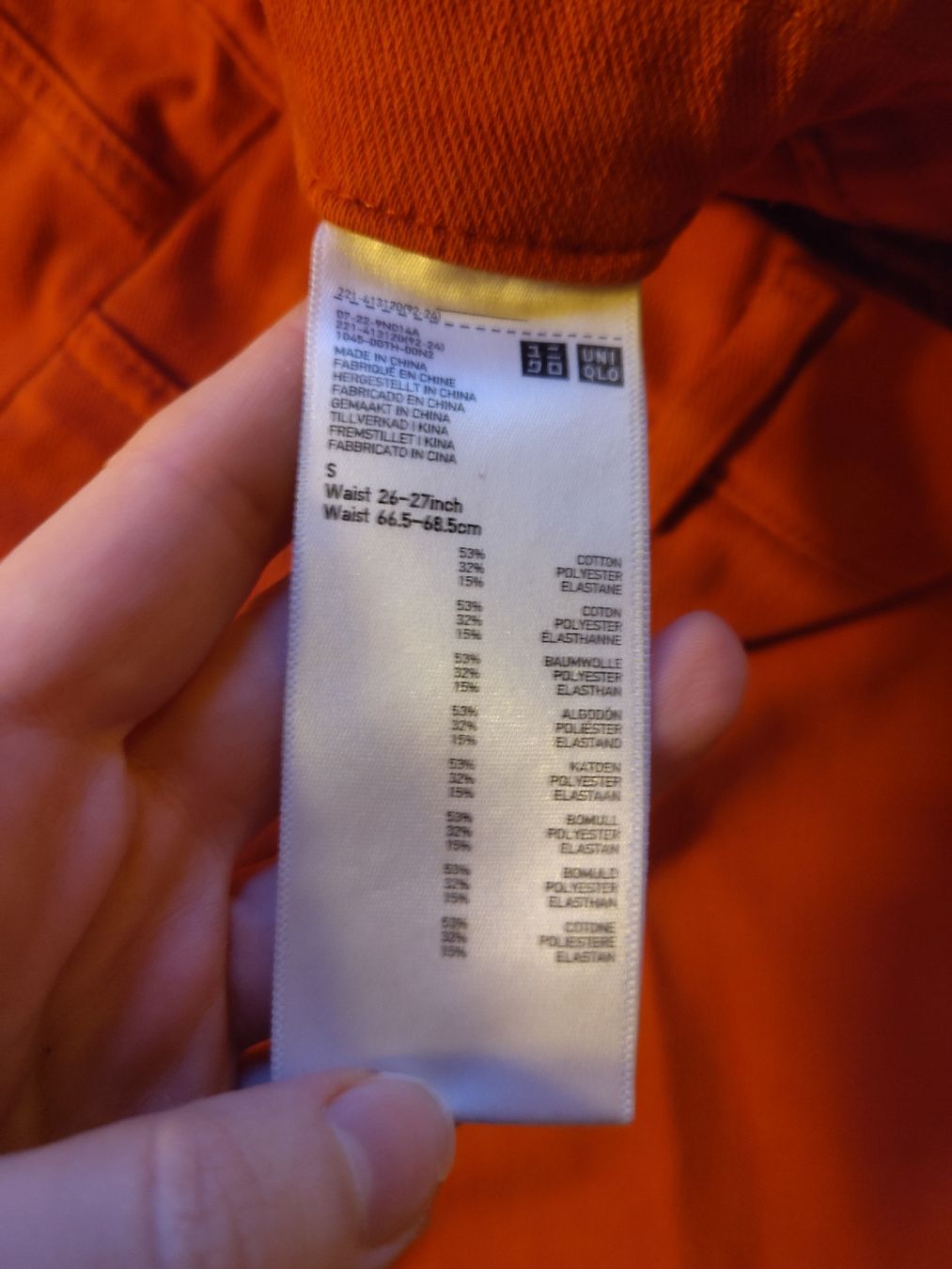 Uniqlo Pantaloni: UNIQLO orange / rot Hose – Usato da Zürich venduto da aurelie.99 1