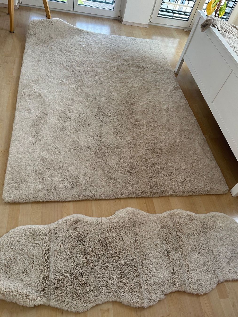 Tappeti: Wunderschöner Teppich 230x165 + Bettvorleger 165x55 – Usato da Altendorf venduto da privateclient 1