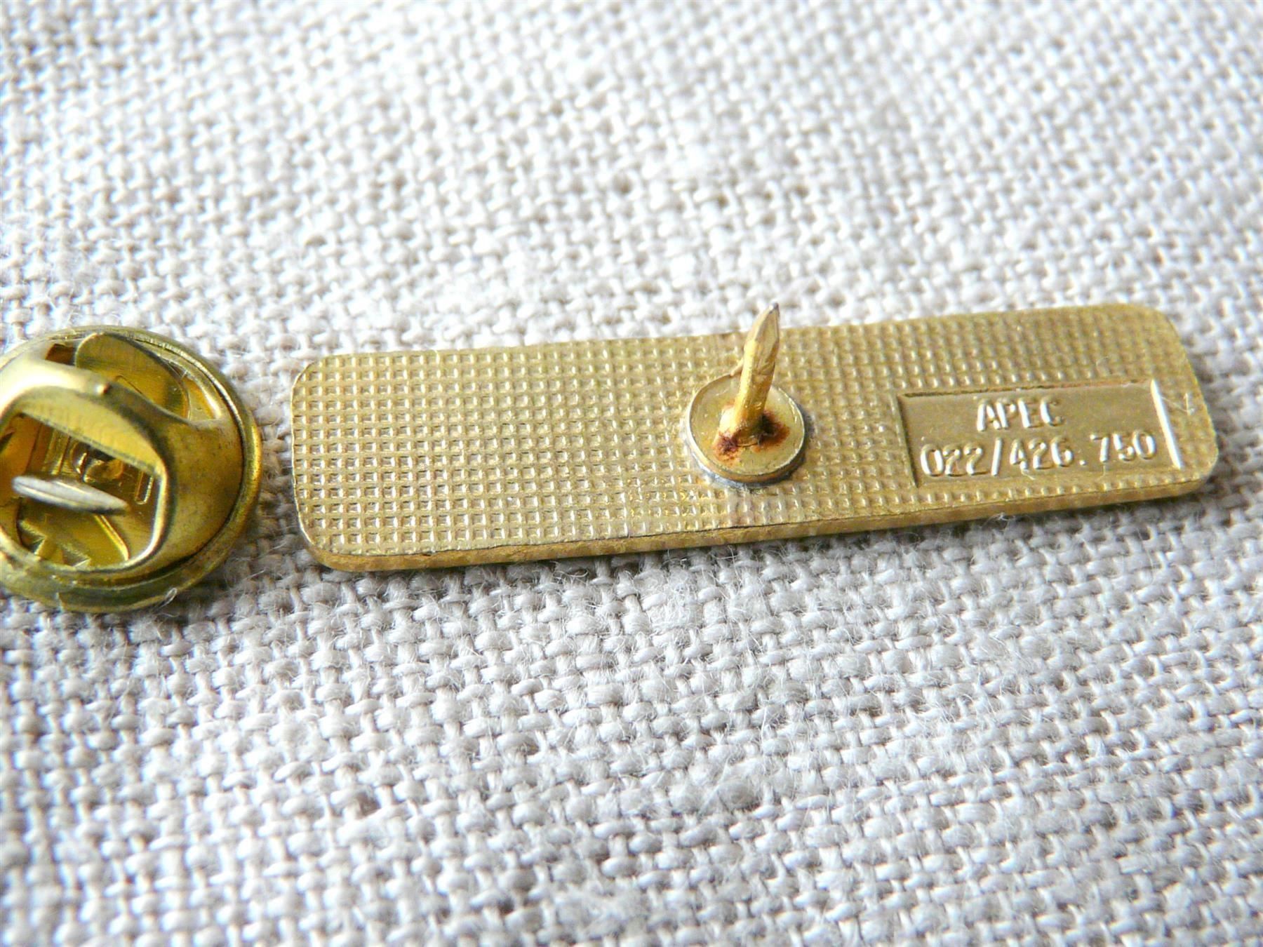 Placchette & Badge: • Ticket Corner billet   Versand möglich     pin E1.43 – Usato da Pully venduto da websurfer1 5