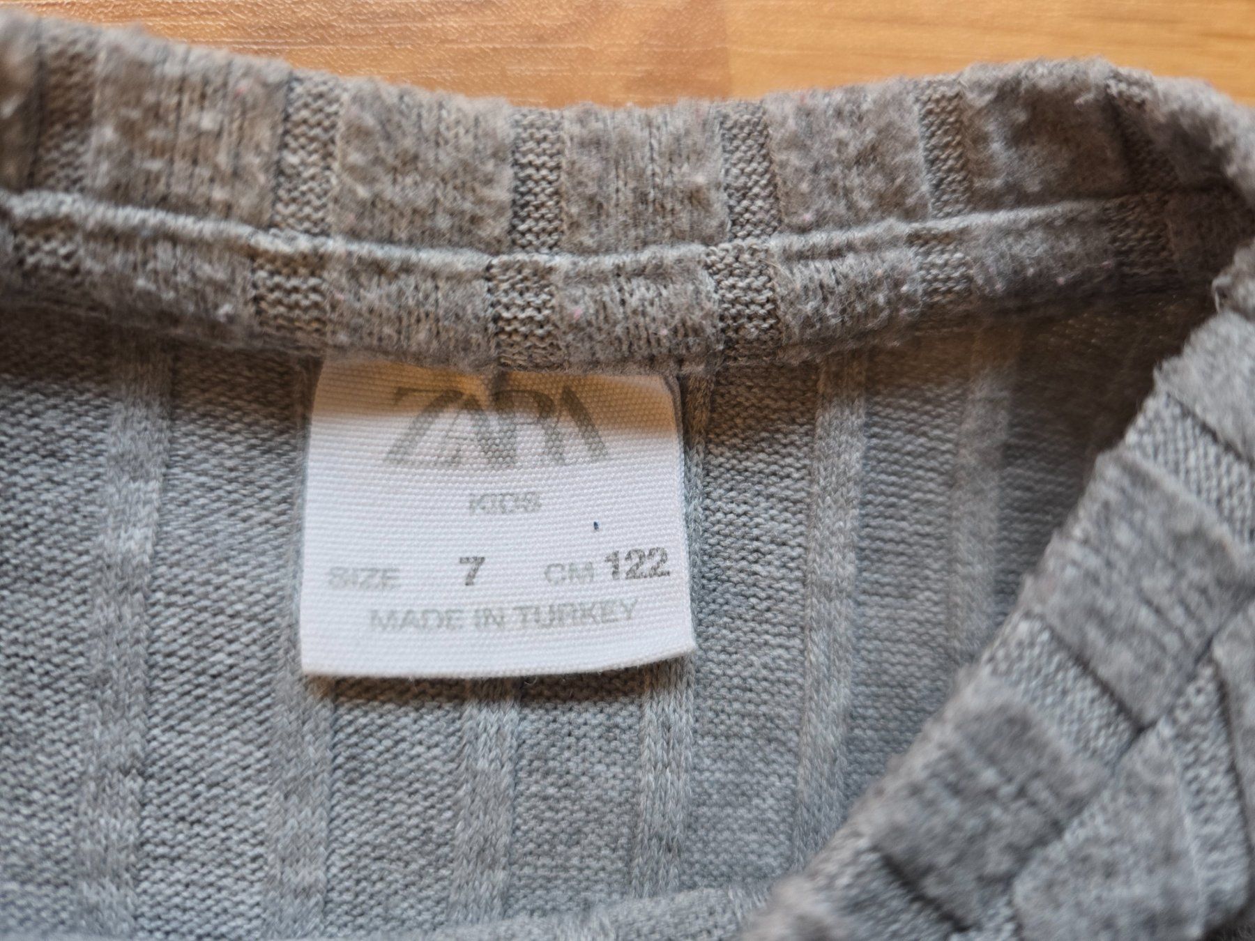 Maglioni & Felpe: Pullover Gr. 116 / 122 von Zara – Usato da Büttikon AG venduto da Amineah 1
