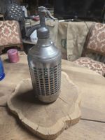 Siphonflasche Metall blaues Glas antiker Zustand