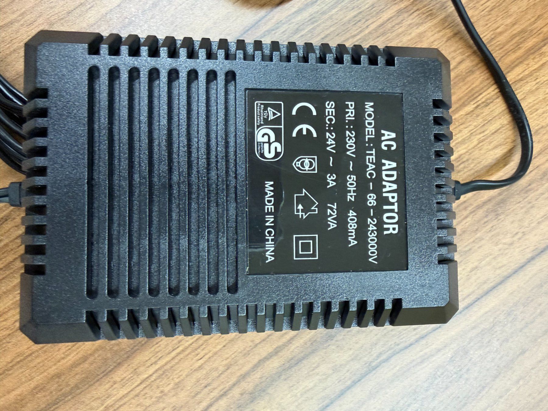 Unità & Adattatore: AC Adaptor Teac 66 243000v – Nuovo (secondo la descrizione) da Hünenberg venduto da EET_Rampenverkauf 2