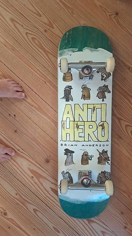 Skateboards: Profi Skateboard Anti Hero / Brian Anderson – Usato da Rikon im Tösstal venduto da MTremp
