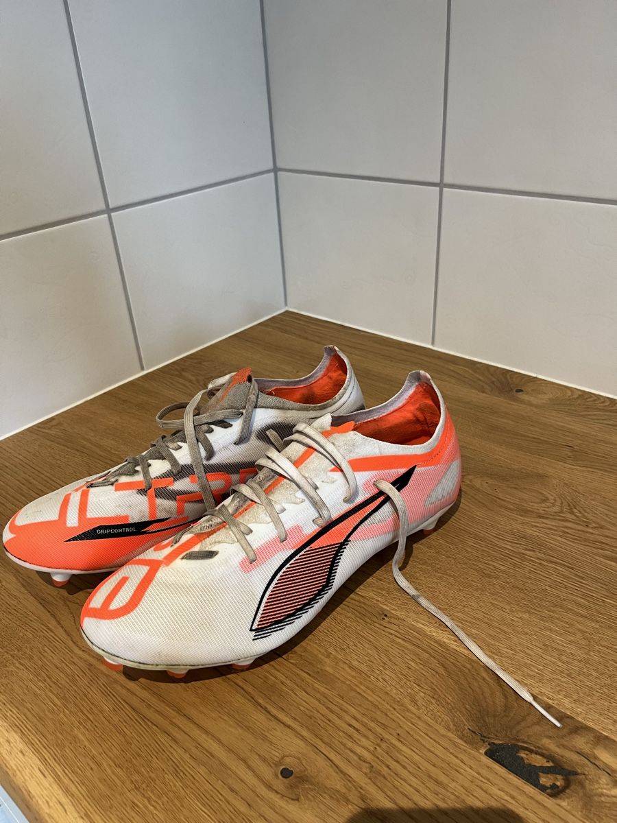 Scarpe da uomo: Fussballschuhe Grösse 46 – Usato da Besenbüren venduto da eri_j8j6 1
