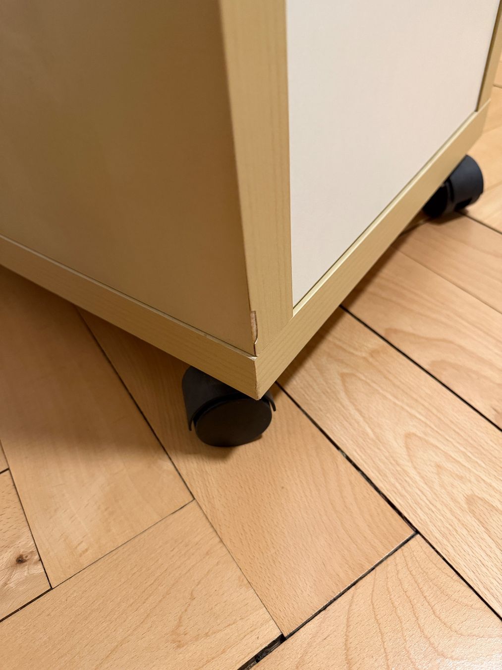 Ikea Korpus: Rollcontainer – Gebraucht aus St. Gallen von Fanie_28 6
