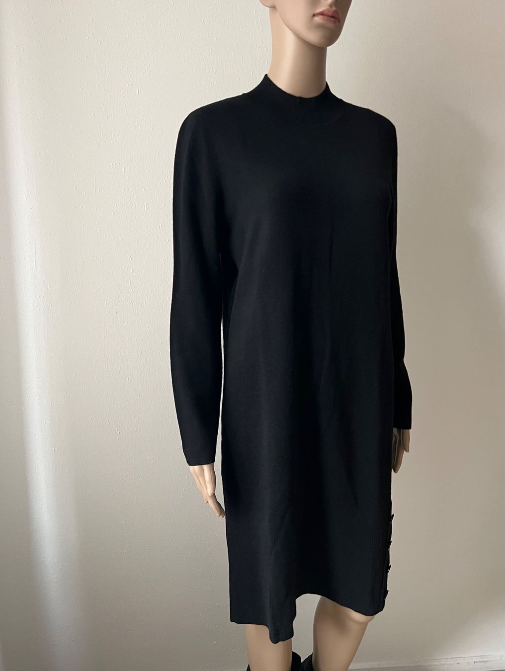 Massimo Dutti Vestiti: MASSIMO DUTTI Strickkleid 🖤 – Usato da Zürich venduto da ClosetQueen 6