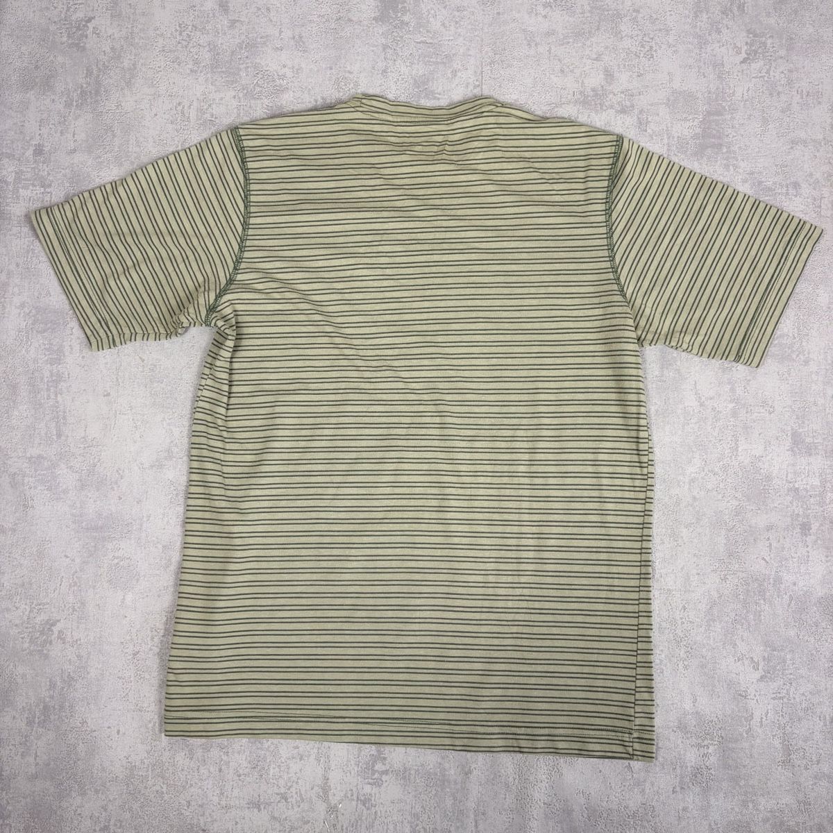 Columbia T-shirt: T-shirt Columbia rayé vert clair - Taille S – Nuovo (secondo la descrizione) da Neuchâtel venduto da aliceguins 7