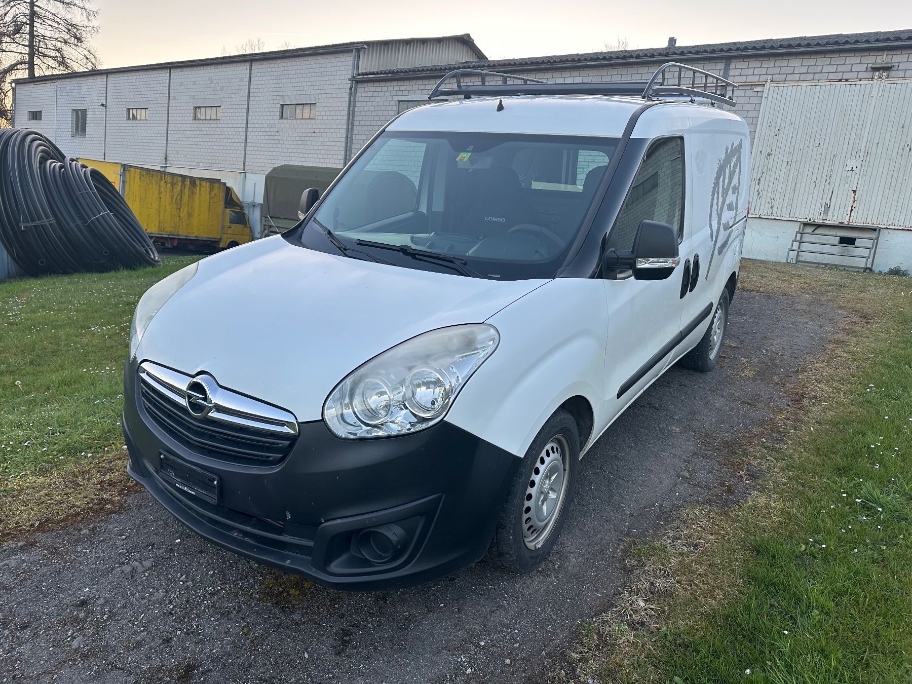 Opel Veicoli commerciali: *****Opel Combo D 1.4 CNG ***** – Usato da St.Gallen venduto da maxi1979 8