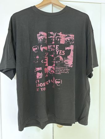 T-Shirt schwarz mit Grafikdruck Grösse XL 
