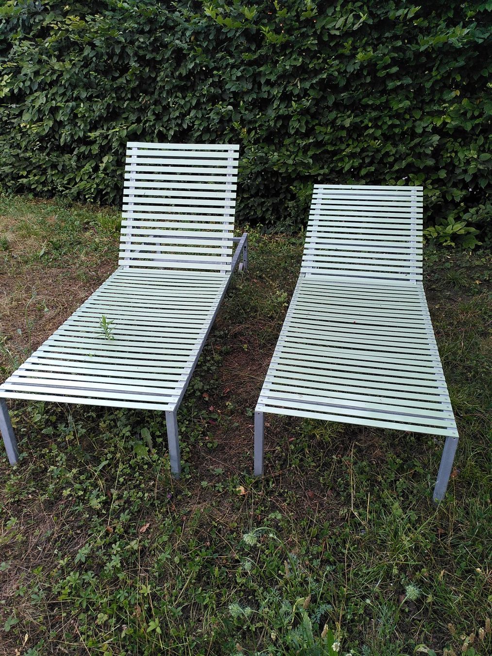 Sedie a sdraio: Liegestuhl aus rostfreiem Metall – Usato da Kleinandelfingen venduto da flora2011