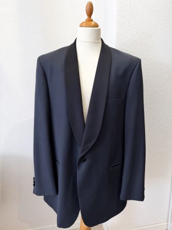 Elegantes TRUNS Smoking-Sakko – Masskonfektion – Gr. 56