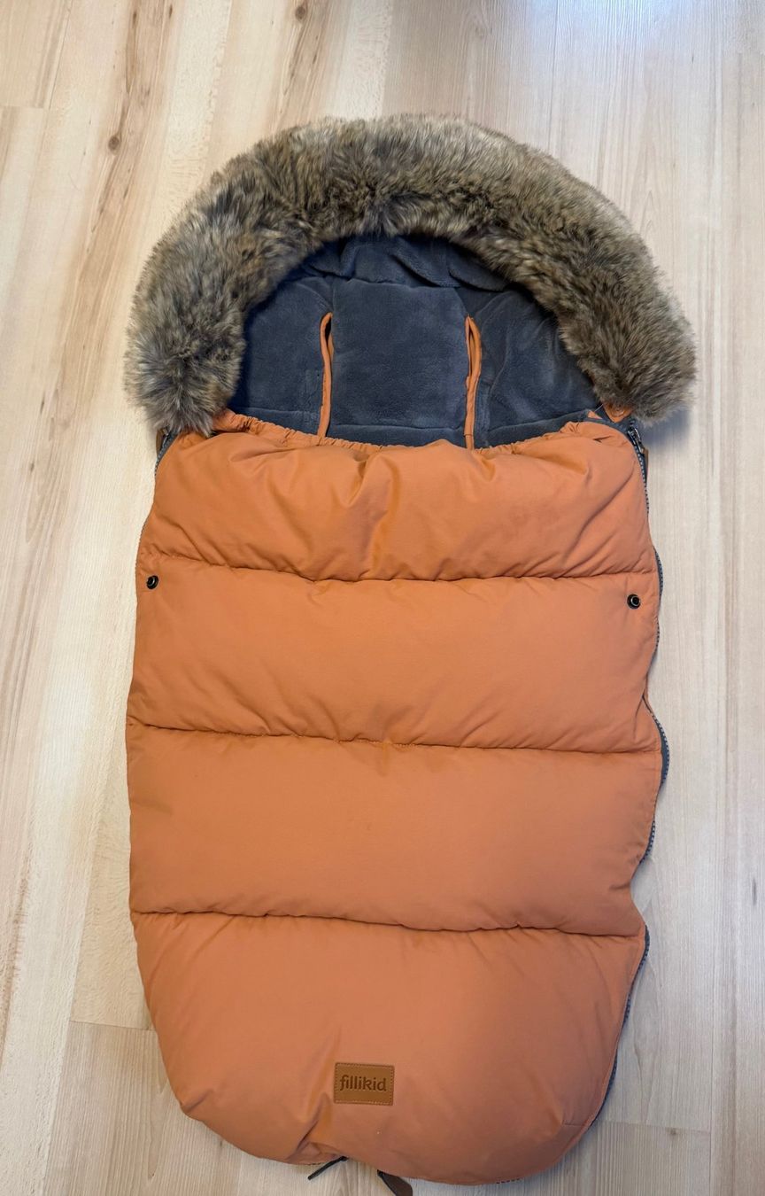 Fillikid Sacchi a pelo: Fusssack Kinderwagen "fillikid" / orange – Usato da Eschenbach SG venduto da aviatorgirl23