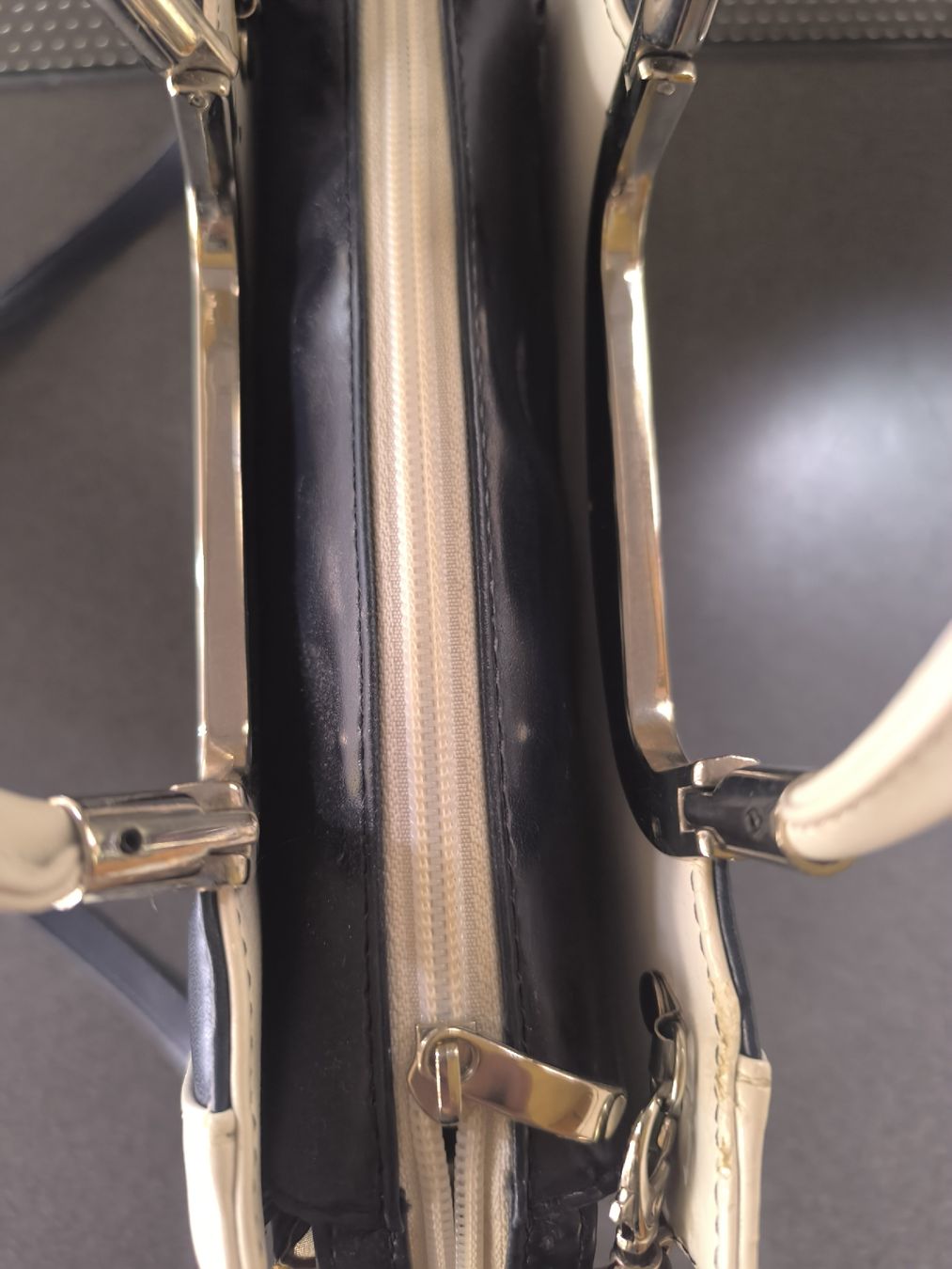 Borse da donna: Edle Vintagetasche in blau/crème – Usato da Schaffhausen venduto da gab_v5qf 5
