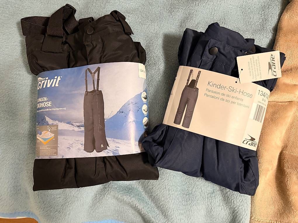 Pantaloni: Salopette de ski taille 134/140 neuve – Usato da Chessel venduto da Alyssia83 2