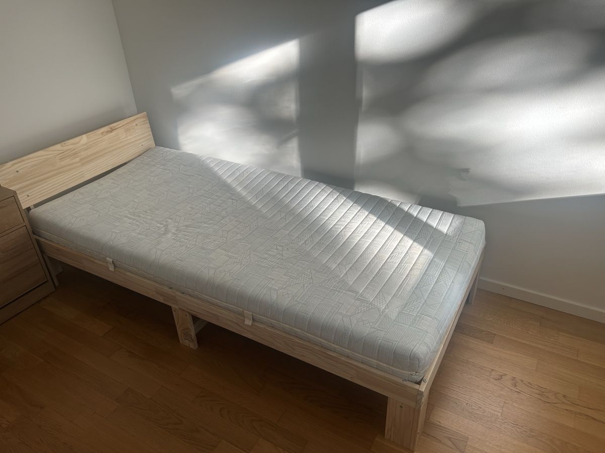 Lits: Single bed  – Neuf (Voir description) à Zürich par adp_wxw2 1