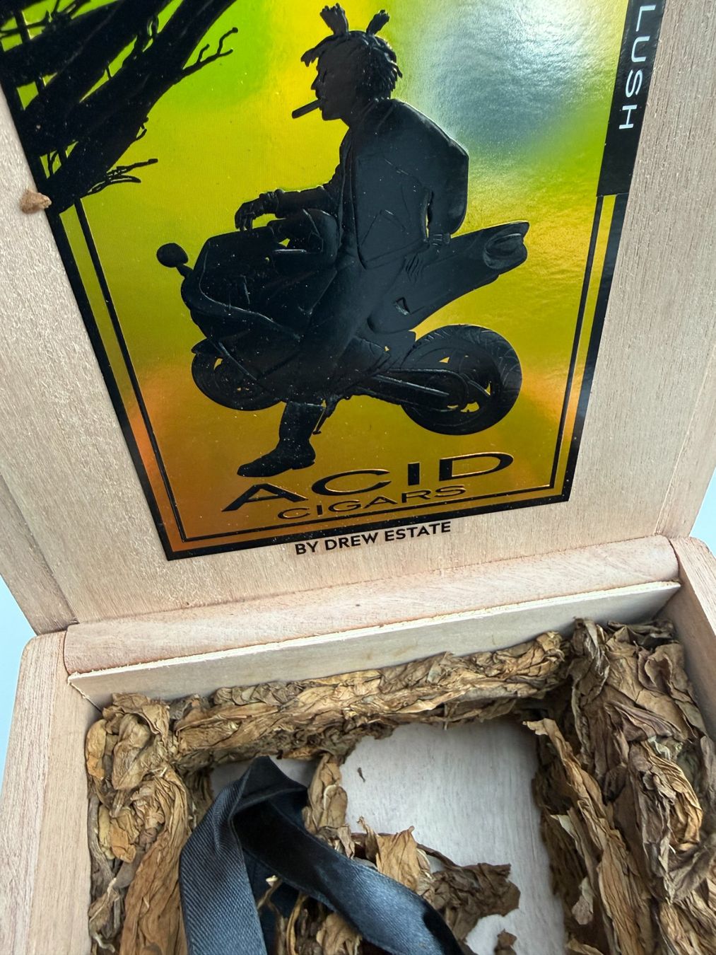Altri Prodotti per fumatori: Super schöne high-end Zigarren-Box, ACID Cigars Plush – Nuovo (secondo la descrizione) da Unterengstringen venduto da Tnovus 4