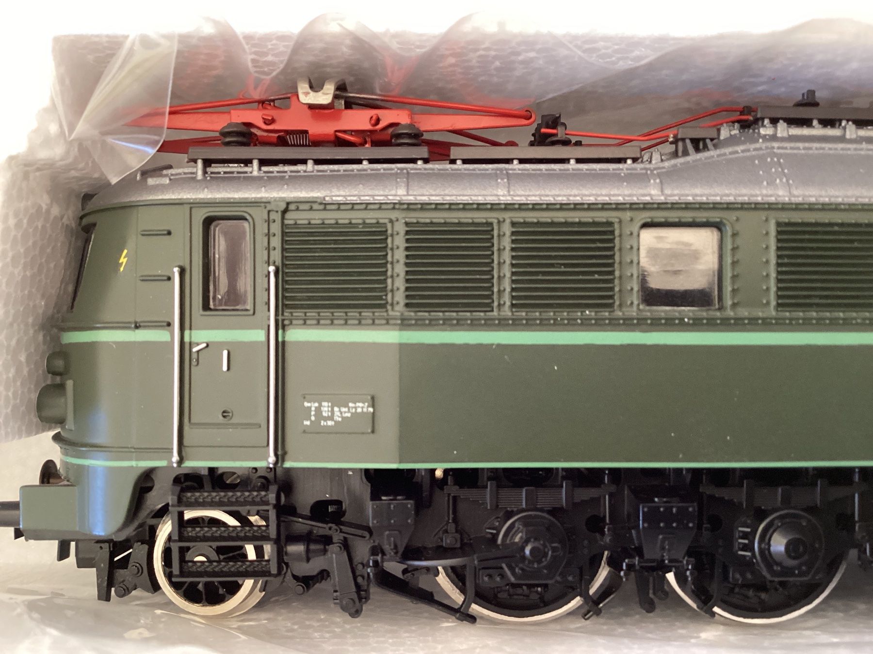 Roco Modellini di ferrovie: Roco 04141F ÖBB 1018.07 H0 1:87 – Usato da Effretikon venduto da simtek_de 5