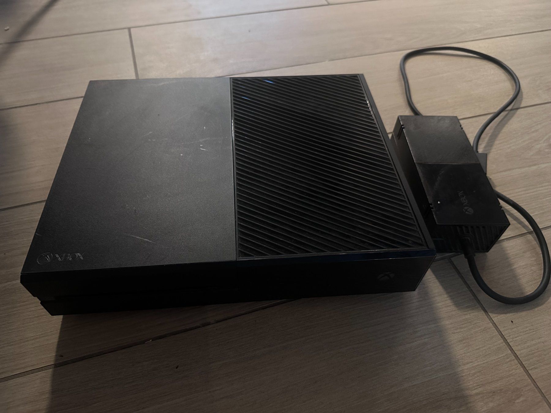 Microsoft Konsolen: Xbox One 500GB – Gebraucht aus Urdorf von smolda