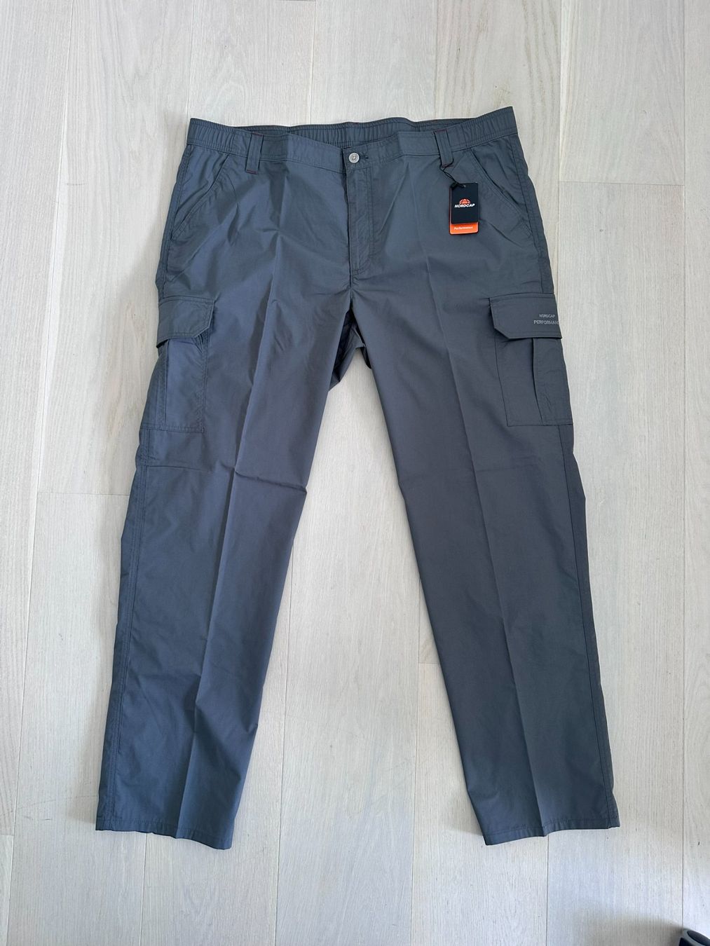 Pantaloni: Herrenhose Gr. 60 – Usato da Balzers venduto da NinaSprenger