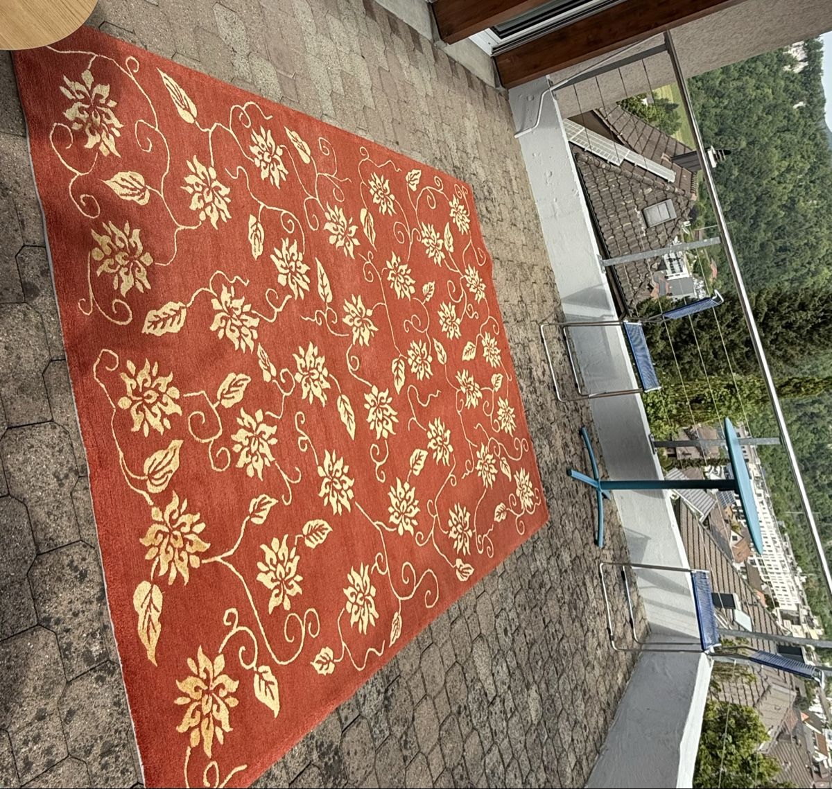 Tappeti: Handgeknüpfter Teppich mit floralem Muster – Usato da Aarburg venduto da Yula24 1