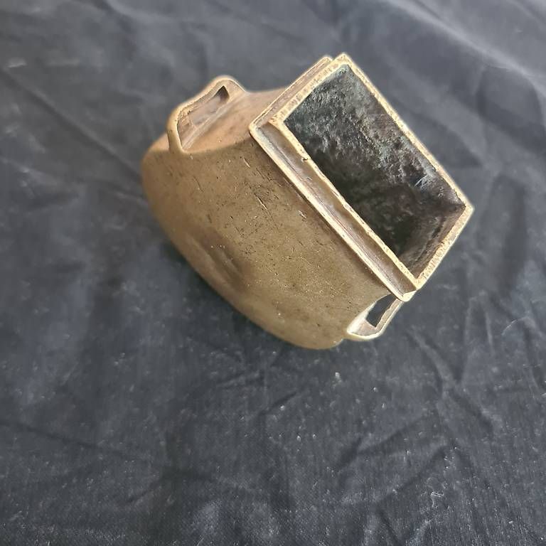Bottiglie: Pulverhorn antik – Usato da Zuzwil SG venduto da mko_6m7z 1