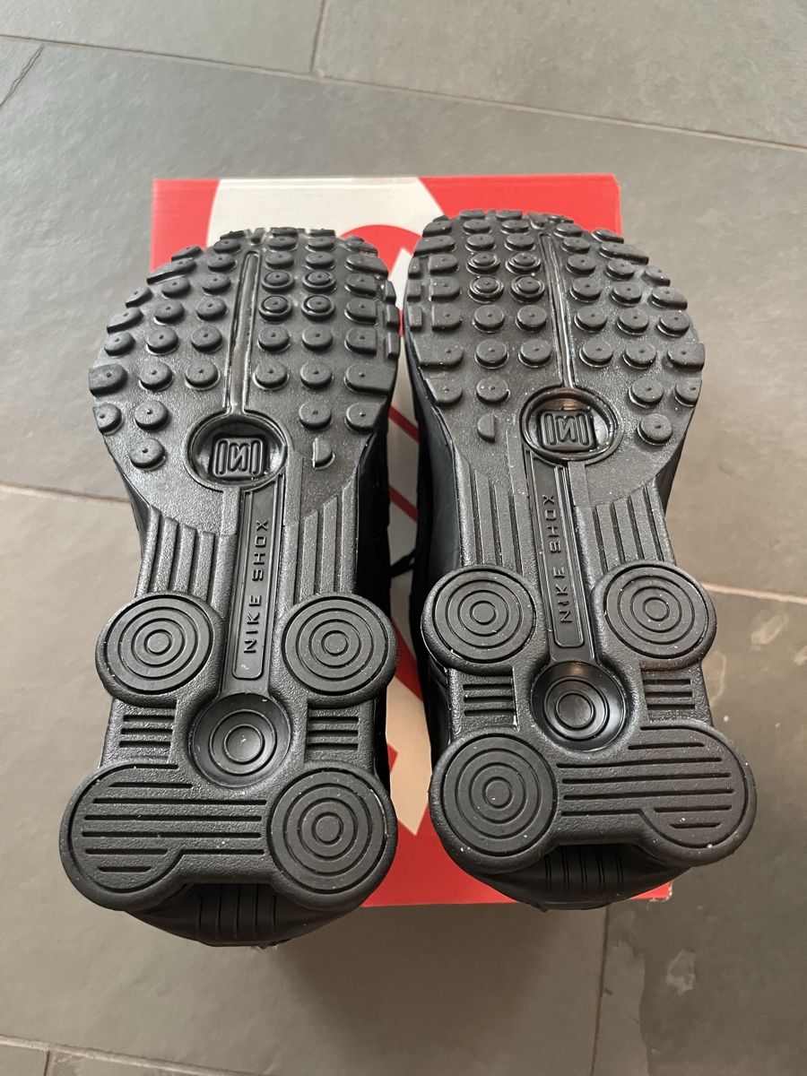 Nike Chaussures hommes: Nike Shox R4 – D'occasion à Lenzburg par JoelMeier 4