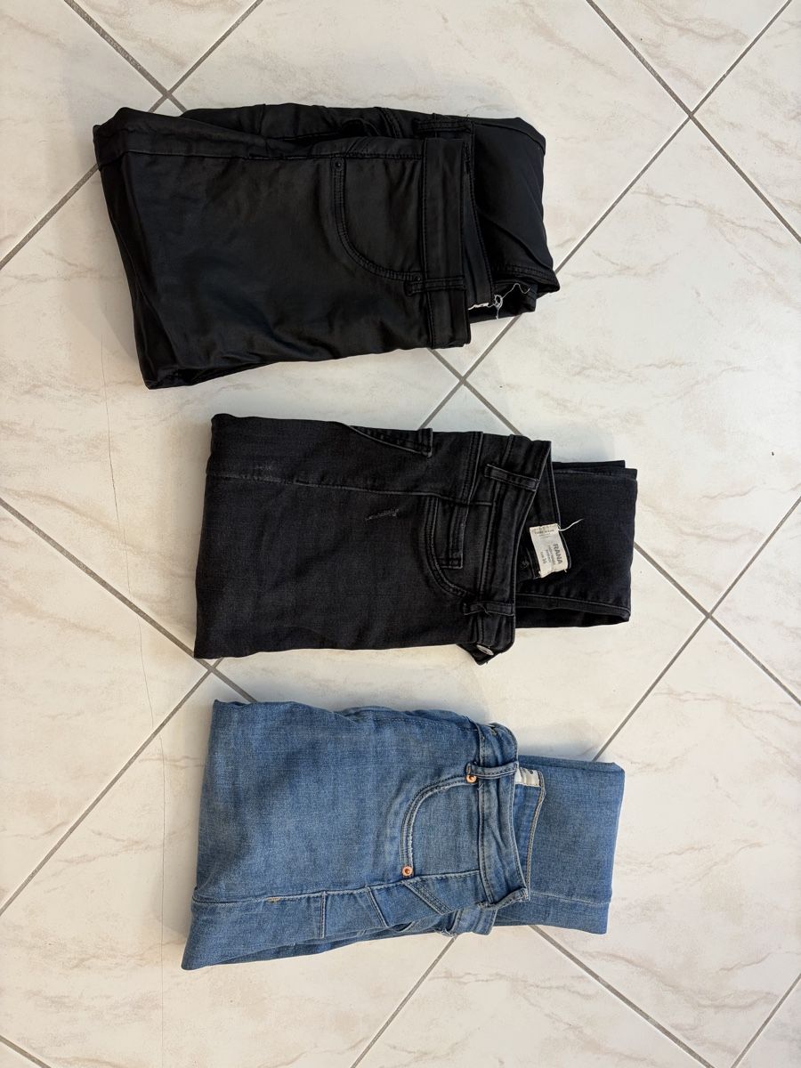 Tally Weijl Kleiderpakete: Skinny Jeans 3x – Gebraucht aus St. Gallenkappel von fla_5lm9 1