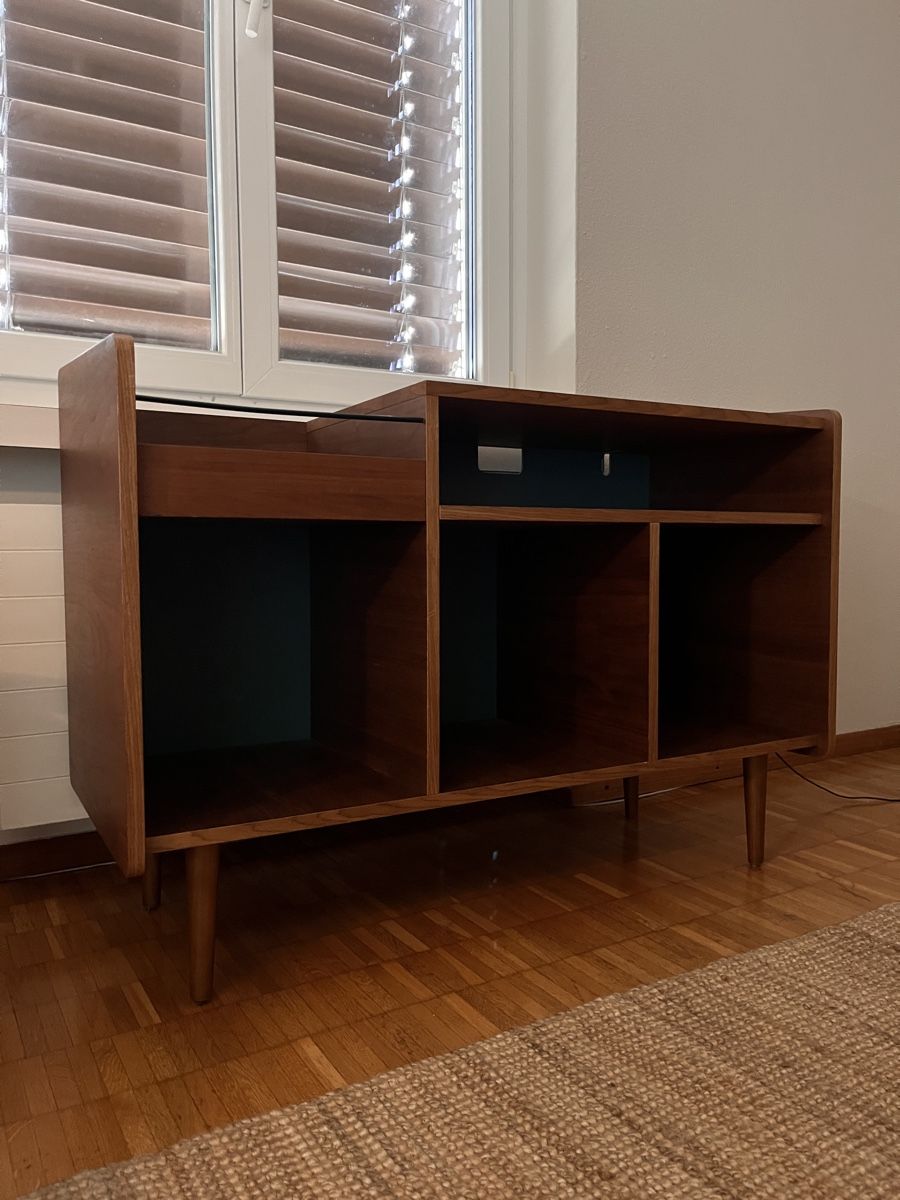 La Redoute TV Möbel: Plattenregal von La Redoute  – Gebraucht aus Zürich von Sheldor123