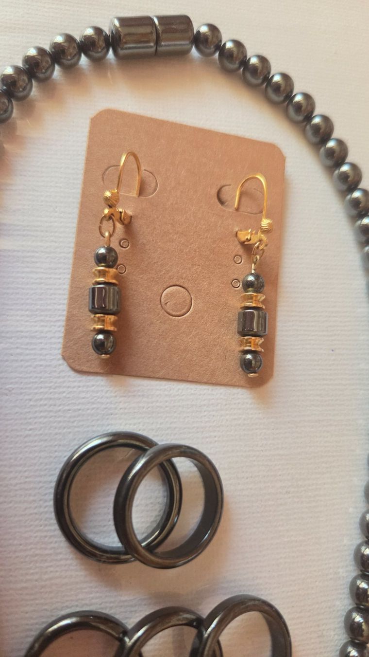 Orecchini pendenti & Orecchini a lobo: Schmuck Set Hämatit Ohrringe Kette Ring Modeschmuck – Usato da Weggis venduto da Leeclipse 1