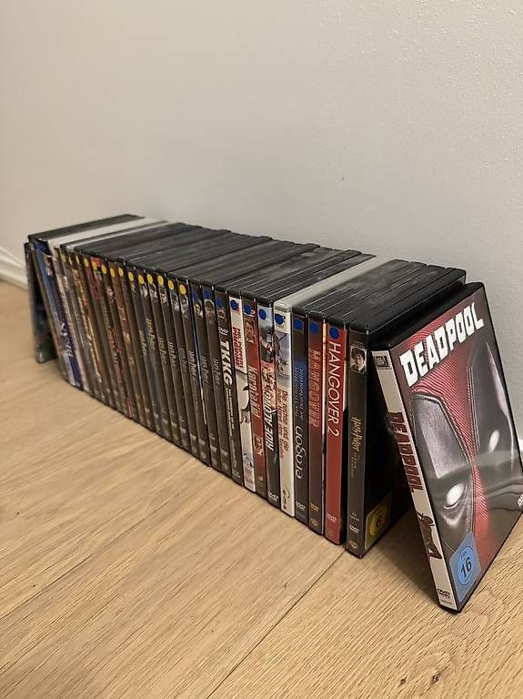 Tous les DVDs: 32 DVDs – D'occasion à Bad Ragaz par Andrin.steinbacher
