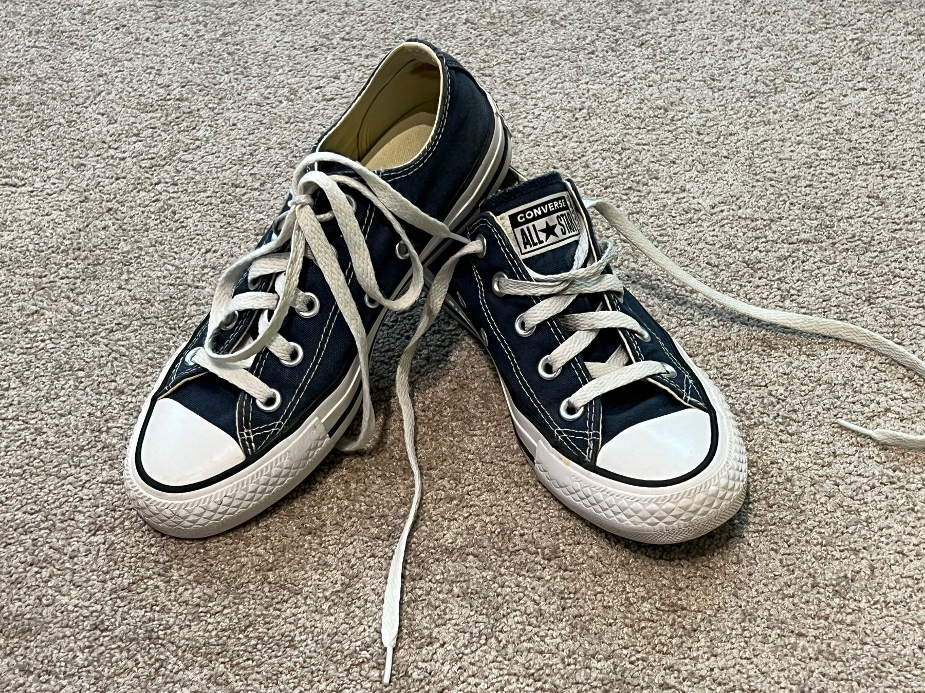 Converse Herrenschuhe: Converse Freizeitschuh dunkelblau Grösse 36 – Gebraucht aus Frauenfeld von Kasperli12