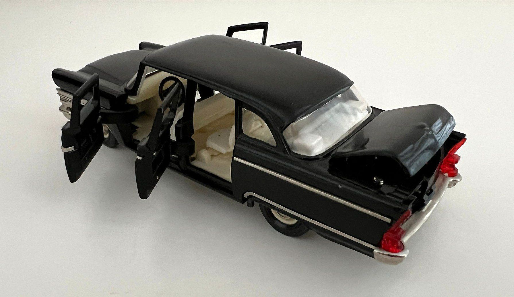 Modellini d'auto: Tchaika GAZ-13 A-15 – Usato da Meilen venduto da rdv_n7s9 7