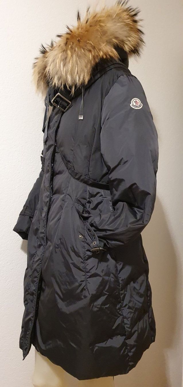 Moncler Cappotti: MONCLER Daunenmantel gr 4 antrazit – Usato da Niederbipp venduto da fashionfuchs 2