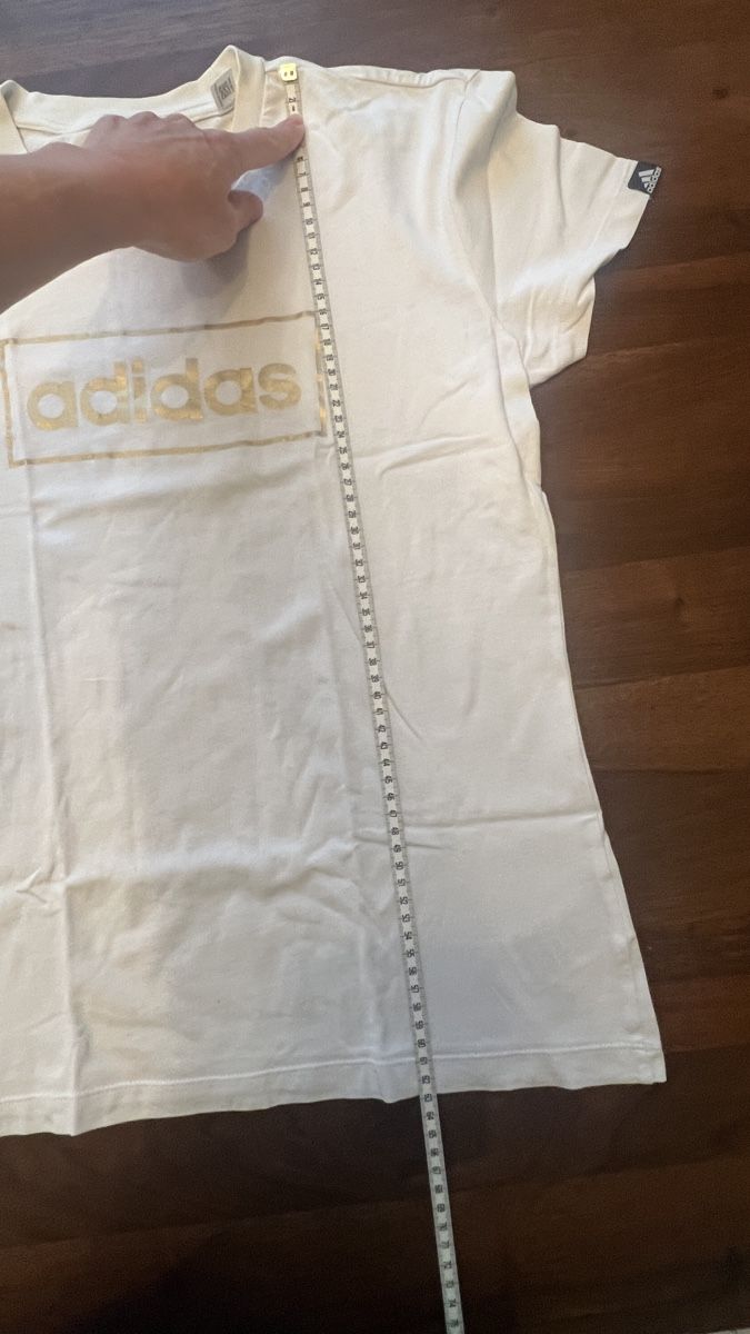 Adidas T-shirts: T-Shirt Baumwolle Adidas Gr. s – D'occasion à Tagelswangen par Bomu 2