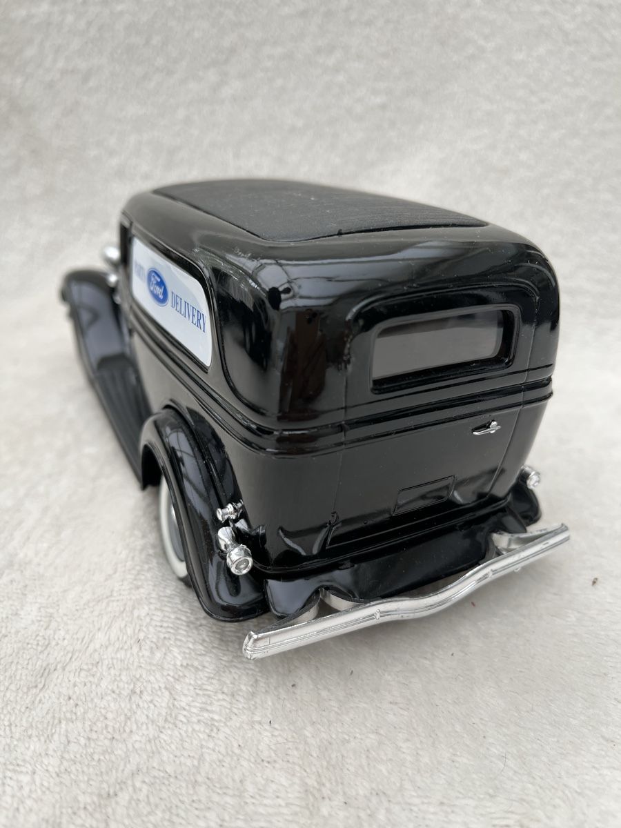 Ford Modellini d'auto: Ford V8 – Nuovo e nell'imballaggio originale da Oberweningen venduto da mer_2yn9 3