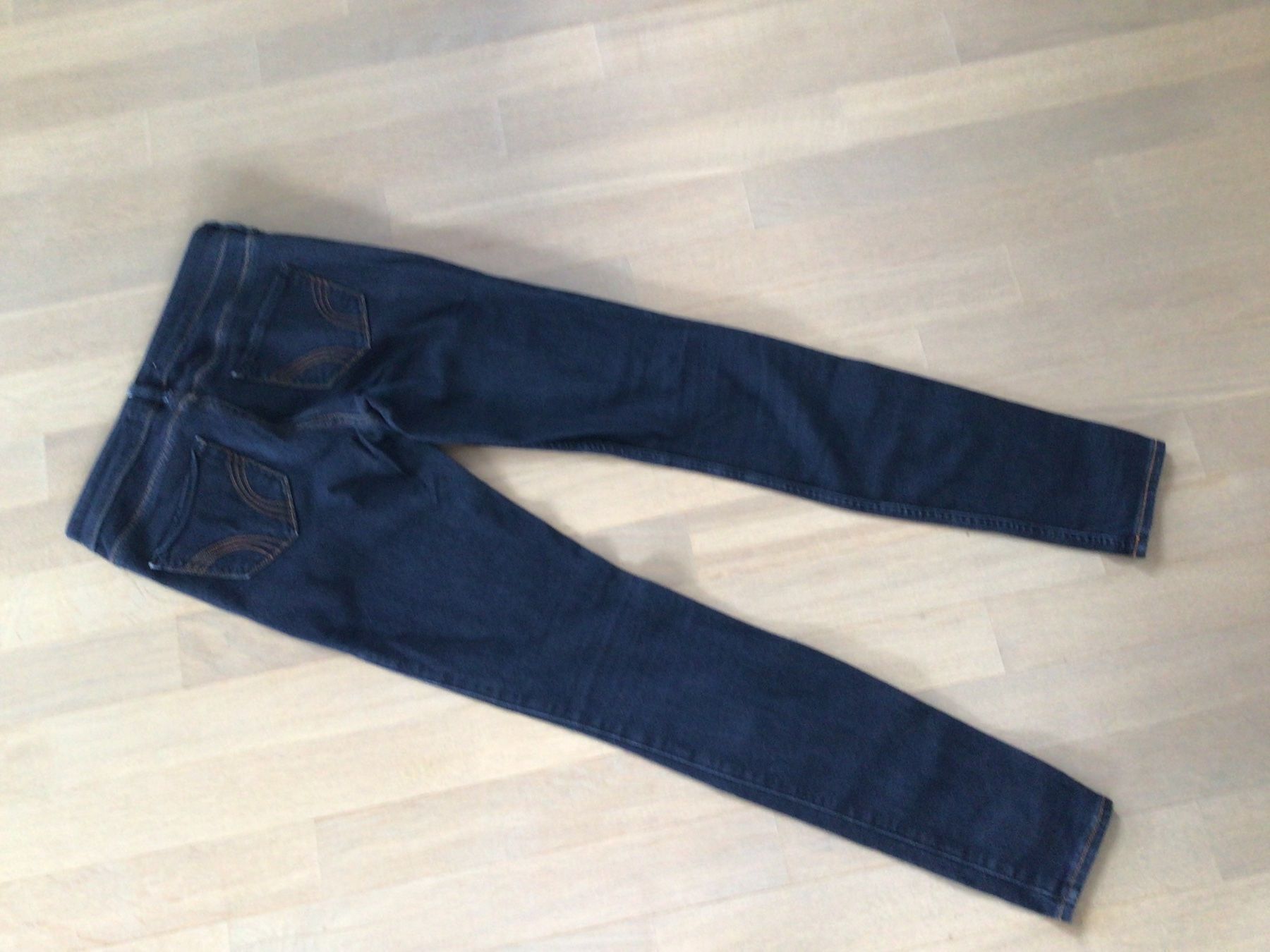 Hollister Pantaloni: Hose – Usato da Ettingen venduto da gaggalari 2