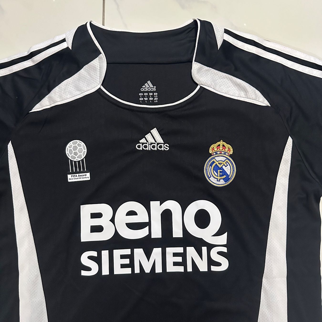 Real Madrid Leibchen & Hosen: Real Madrid Ronaldo Trikot Grösse L – Neu (gemäss Beschreibung) aus Liestal von tha_dg6j 2