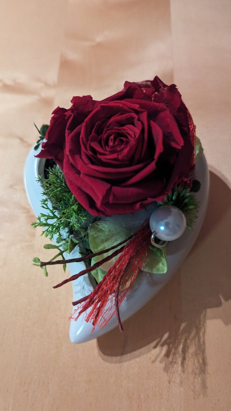 Tutte le decorazioni: Deko Herz mit Künstlicher Blumen – Nuovo e nell'imballaggio originale da Marthalen venduto da gomoli69