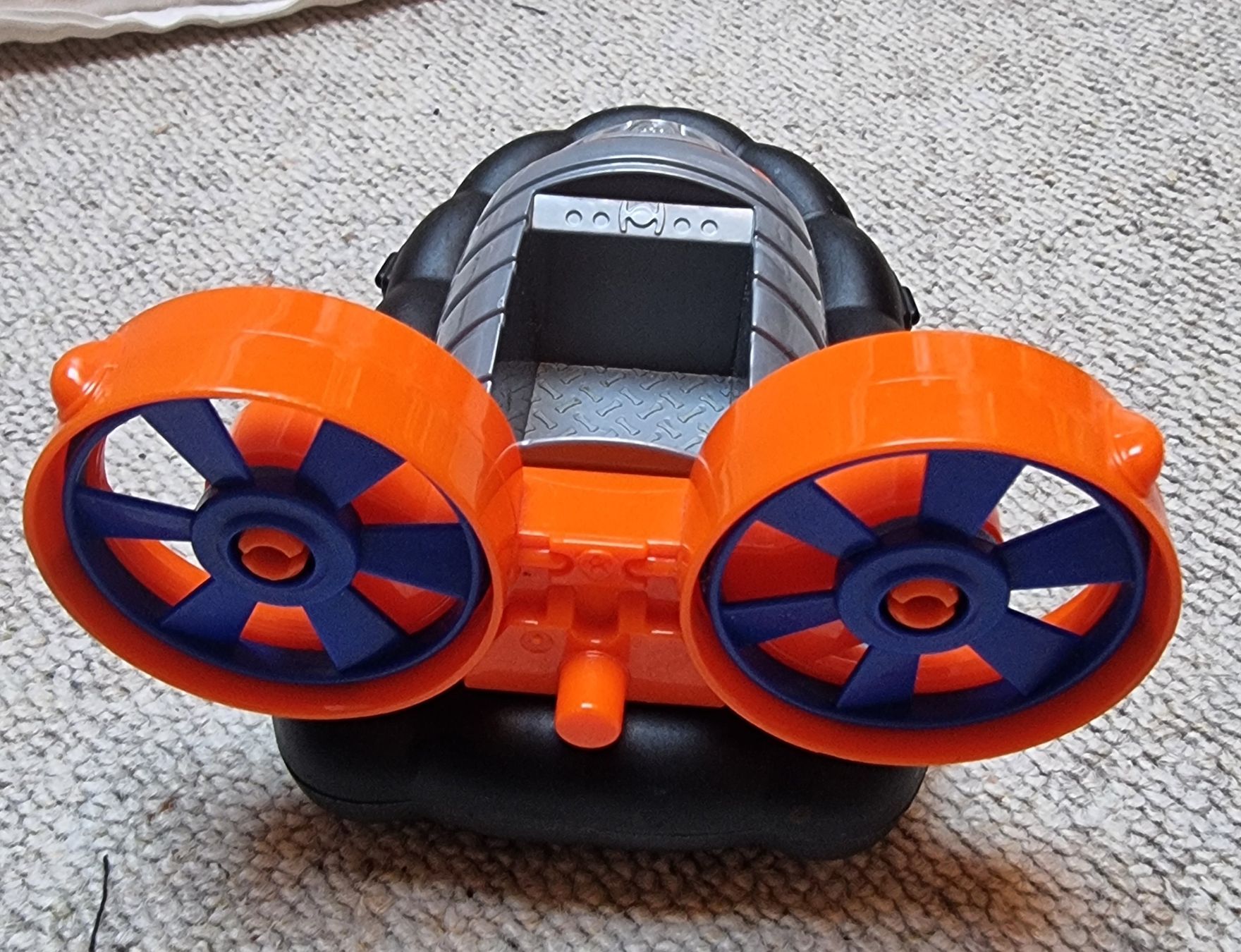 Spielzeuge: Paw Patrol Zuma Hovercraft mit Figuren – Gebraucht aus Rifferswil von sandra0010 4