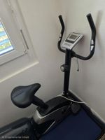 Heimtrainer Fitnessvelo schwarz mit Display gebraucht